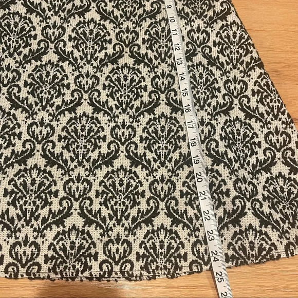 Gianni Bini Wool Blend Damask White and Black Woven Midi Skirt - Picture 11 of 11